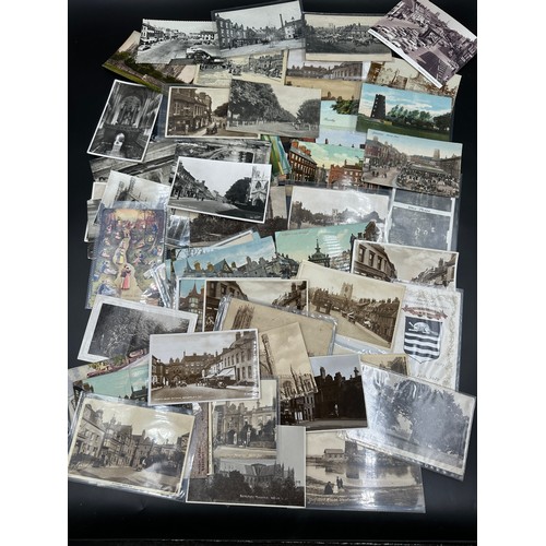 757 - A large collection of over 1200, 20thC postcards to include landmarks and scenes of Beverley (69), H... 