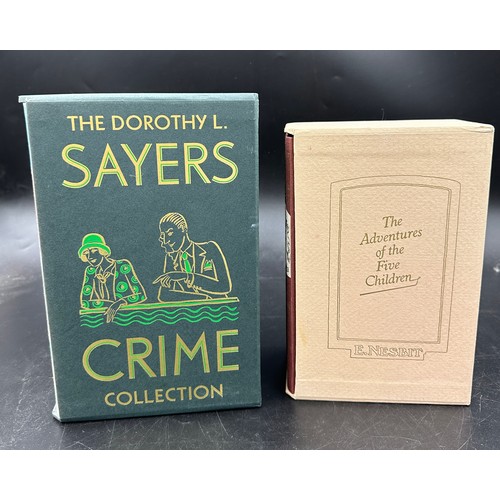 803 - Folio Society. Sayers, Dorothy L. Crime Collection. 5 vols in slipcase. Folio Society 1998;
Nesbit, ... 