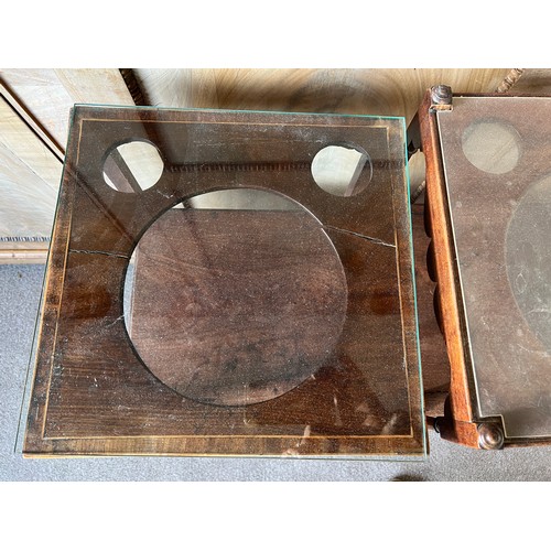 129 - Two Georgian mahogany washstands, both with single drawers to front and glass tops. 78cm x 35cm x 35... 