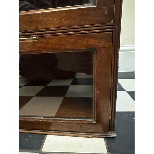 50 - A 19thC mahogany bookcase with three hinged glass sections and shelf to top. 100 h x 107 w x 37cm d.