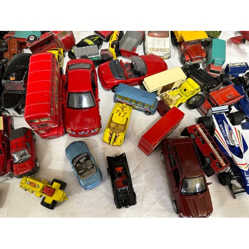 812 - A large quantity of diecast toys to include mostly Corgi and Matchbox vehicles, some Dinky, Tonka, M... 