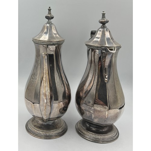 672 - Two silver coffee pots, 22cm h. Sheffield 1931, maker Robert’s & Belk. Total weight 741gm.