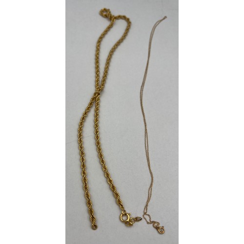 418 - Nine carat gold rope twist chain necklace a fine 9 carat gold chian. Total weight 4.5gm.