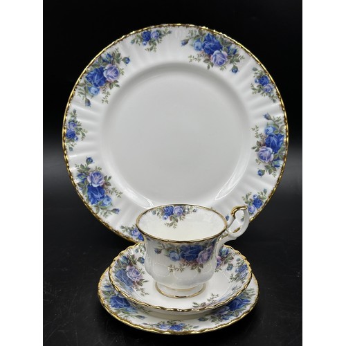 162 - Royal Albert Moonlight bone china to include 8 dinner plates 26cm d, 8 cereal dishes, 8 tea plates 1... 