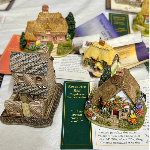 196 - Lilliput models to include Rose Cottage, Skirsgill, The Toy Box, Bill and Ben's, Out for a Duck, Ove... 