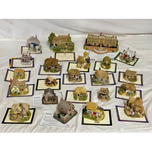 200 - Lilliput models to include Queens Diamond Jubilee 2012 Limited Edition 871/1500, Walton Lodge, Meado... 