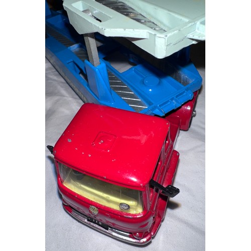 833 - A boxed Corgi Major 'Carrimore' Car Transporter with Bedford TK Tractor Unit (1105). Cab in red with... 