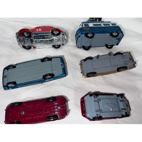 835 - Corgi diecast vehicles to include Mini Marcos GT850, 307 E-Type Jaguar, James Bond Aston Martin D B ... 