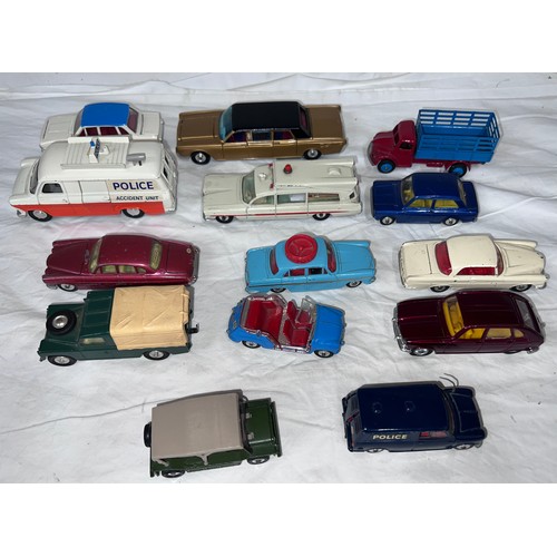 837 - Corgi and Dinky diecast vehicles to include Dinky 135 Triumph 2000, Dinky 343 Dodge, Corgi Lincoln C... 