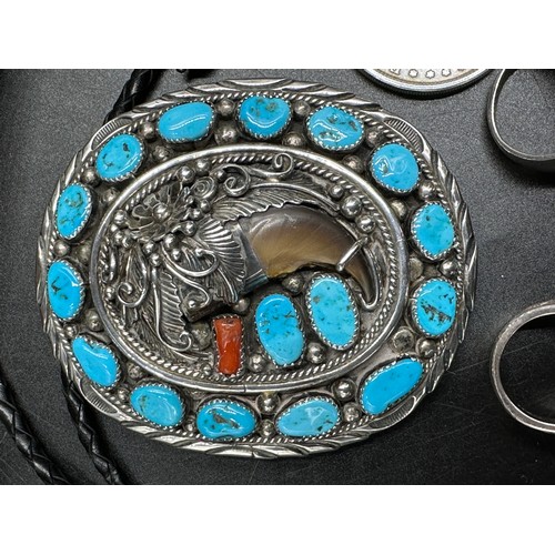 402 - Collection of Navajo style silver jewellery to include belt buckle with turquoise stones approx. 7.5... 