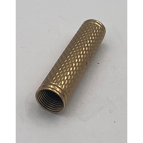 366 - A 9 carat gold part cigarette holder. Weight 10.1gm.