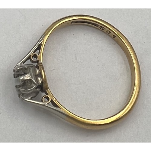 367 - A 18 carat gold and platinum ring lacking stone. Size I, Weight 2.6gm.