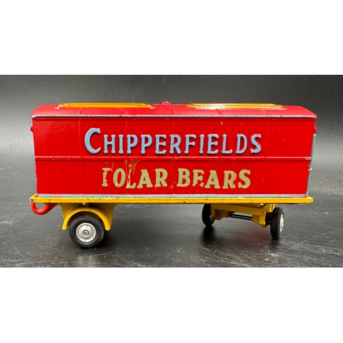 841 - Corgi Toys Chipperfields Circus Gift Set No. 23 to include one lion, two bears and an elephant.