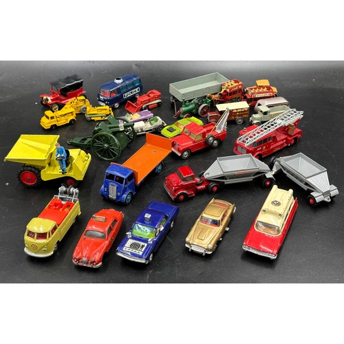 846 - Various Diecast models to include Corgi 437 superior ambulance, 497 Oldsmobile Super 88, 213 Jaguar ... 