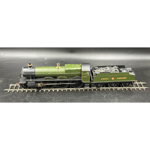 821 - Taplow Court 2950 Great Western 0 gauge in 'Great Western' green with brass name and number plates S... 