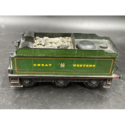 822 - A Finescale O Gauge GWR King John 6026 Class 4-6-0 Locomotive and Tender in 'Great Western' green wi... 