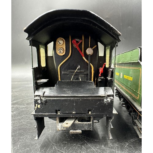 822 - A Finescale O Gauge GWR King John 6026 Class 4-6-0 Locomotive and Tender in 'Great Western' green wi... 