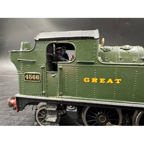 823 - A GWR 4566 0 gauge 'Prairie' 2-6-2 Tank Locomotive in 'Great Western' green.