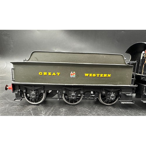 824 - A GWR 2872 0 gauge Tank Locomotive and Tender with black paint finish.