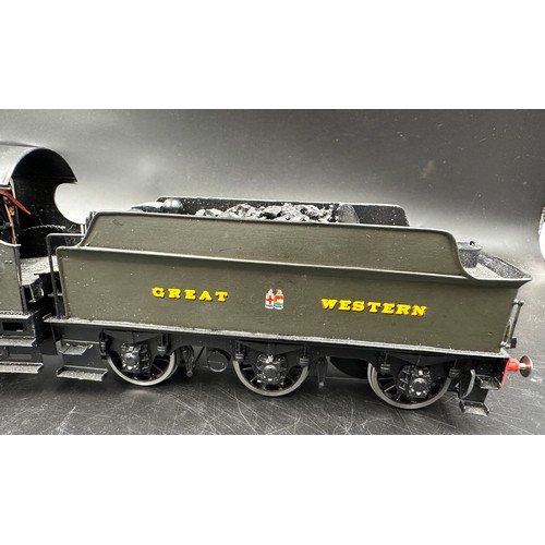 824 - A GWR 2872 0 gauge Tank Locomotive and Tender with black paint finish.