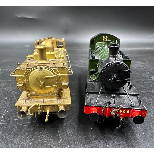 828 - A 00 RTR Great Western Railroad 0-6-0 T and an 00 RTR 101 Great Western Railroad 4406, 208/300 run. ... 