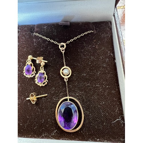 334 - Jewellery to include unmarked yellow metal pendant set with amethyst and seed pearl on a fine gold c... 