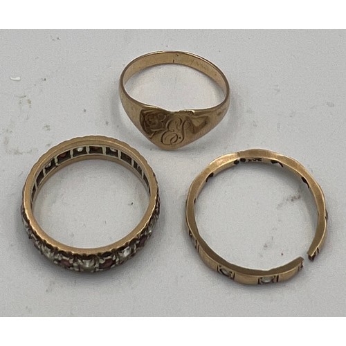 343 - Three 9 carat gold rings. Total weight 5.1gm.