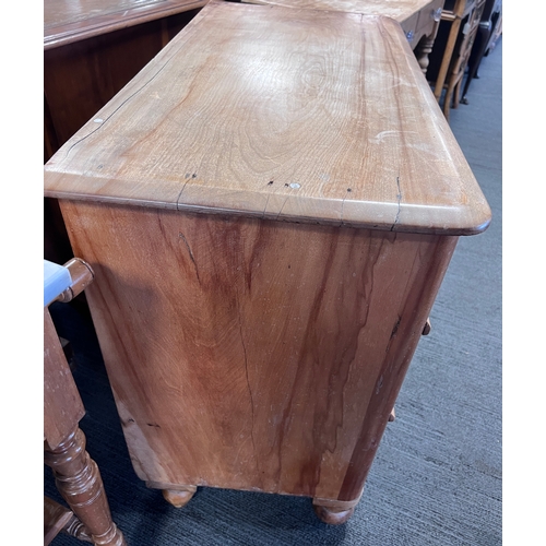 5B - A 19thC satinwood chest of 2 short over 2 long drawers with wooden knobs. 96 w x 46 d x 76cm h.