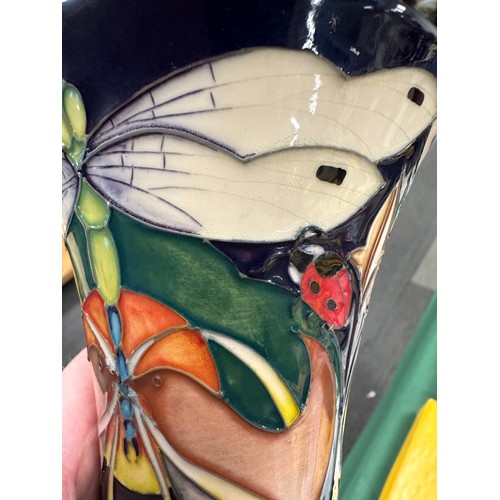 190 - A limited edition Moorcroft vase 2012, height 16cm.