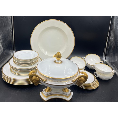 248 - A composite set of white and gilt dinner service to include 6 Royal Worcester Viceroy bowls and sauc... 