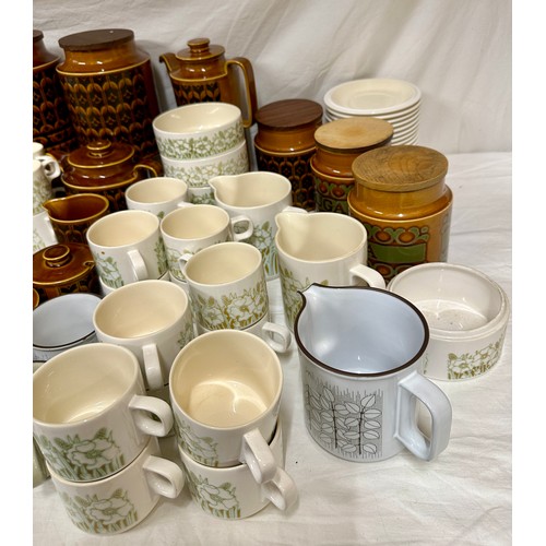 249 - A large quantity of Hornsea Pottery, various patterns to include 2 large storage jars 20cm h (one co... 