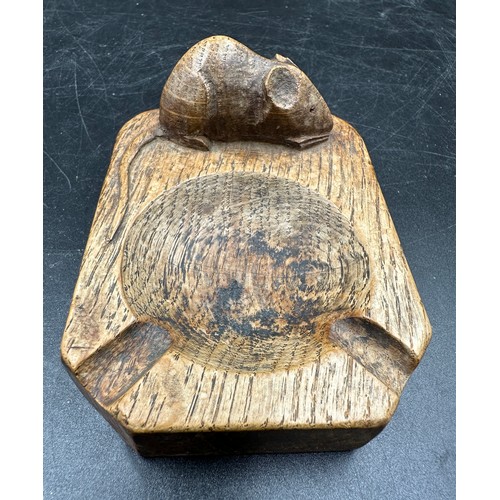 74 - Robert Thompson 'Mouseman' Oak ashtray tail to left 10cm x 7cm.