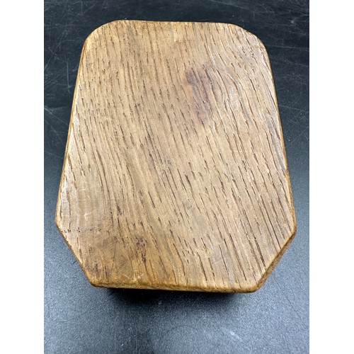 76 - Robert Thompson 'Mouseman' Oak ashtray, tail to right 10cm x 7.5cm.