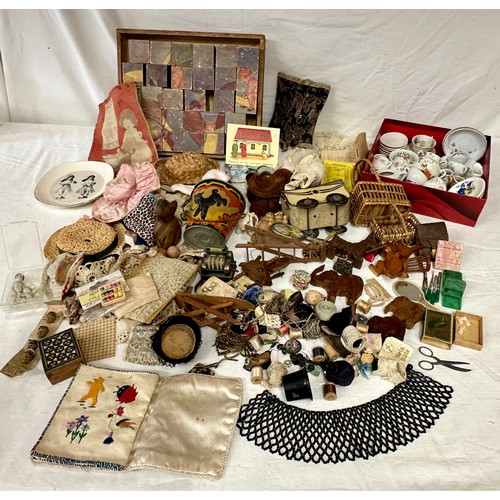 1125 - A mixture of items to include vintage doll's house accessories, tin plate pram and bucket, handmaid ... 