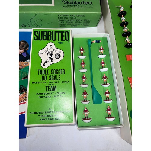 1120 - A collection of Subbuteo to include Club Edition, Scoreboard, teams, F.A. cup etc.