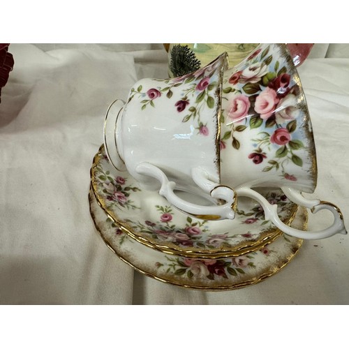 206 - A miscellany of ceramics to include a part Royal Albert 'Rainbow' tea service, part Royal Albert 'Co... 