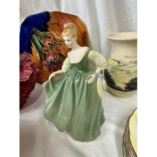 206 - A miscellany of ceramics to include a part Royal Albert 'Rainbow' tea service, part Royal Albert 'Co... 