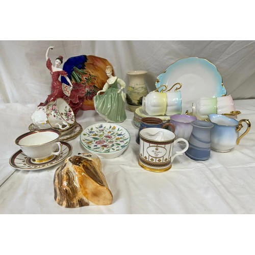 206 - A miscellany of ceramics to include a part Royal Albert 'Rainbow' tea service, part Royal Albert 'Co... 