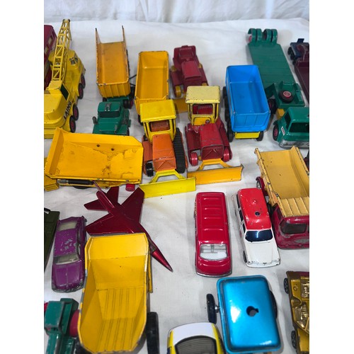 1159 - Diecast toys comprising Dinky, Corgi, Lesney, Matchbox Series etc to include Dinky Johnston Road Swe... 