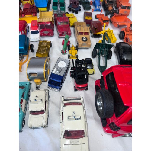 1159 - Diecast toys comprising Dinky, Corgi, Lesney, Matchbox Series etc to include Dinky Johnston Road Swe... 