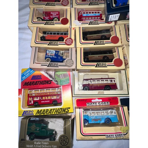 1160 - A collection of boxed Lledo models of buses & vehicles to include Days Gone, Models of Yesteryear, P... 