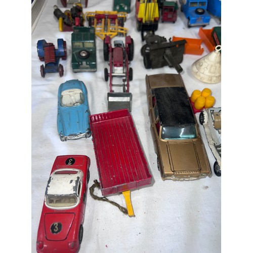 1162 - Diecast toys comprising Corgi, Dinky, Britains, Lesney, Matchbox etc to include Corgi 109 W.B. Lions... 