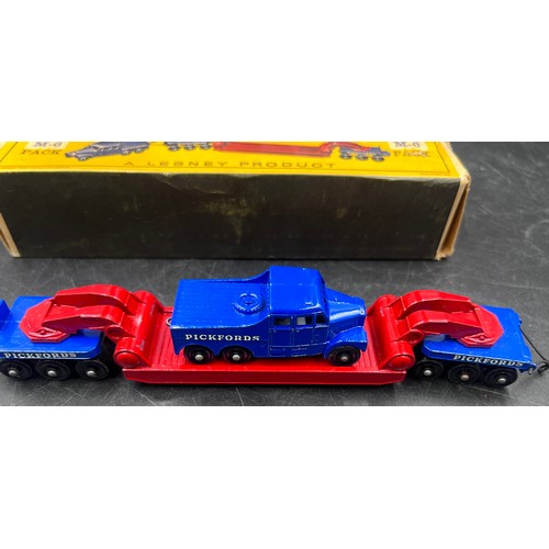 1165 - A boxed Lesney 'Matchbox' series M-6 Major pack Pickfords 200 ton transporter, dark blue tractor wit... 