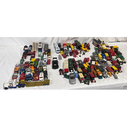 1144 - A large collection of diecast toys to include Matchbox, Corgi, Lledo, ERTL, Hot Wheels etc.