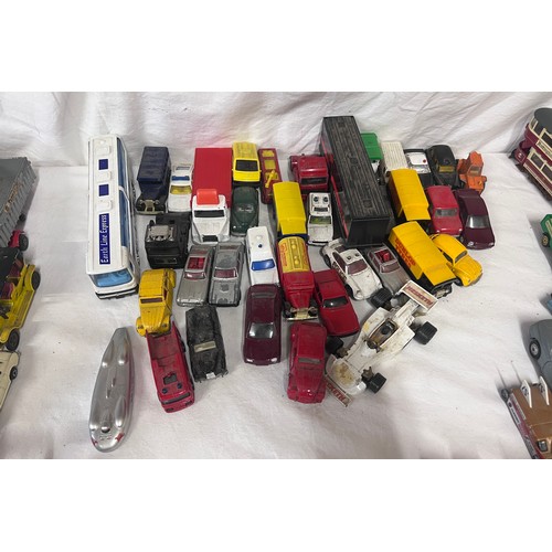 1144 - A large collection of diecast toys to include Matchbox, Corgi, Lledo, ERTL, Hot Wheels etc.