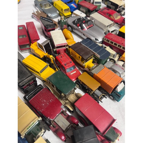 1144 - A large collection of diecast toys to include Matchbox, Corgi, Lledo, ERTL, Hot Wheels etc.