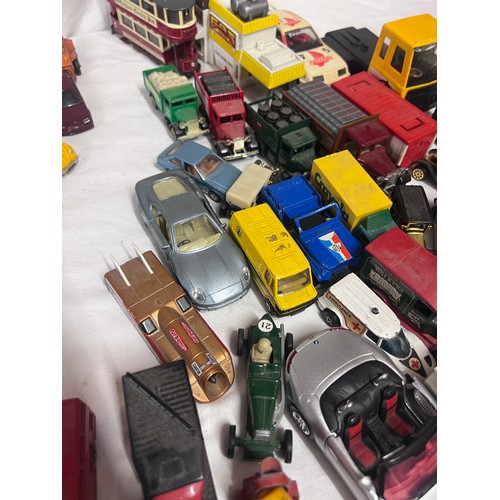 1144 - A large collection of diecast toys to include Matchbox, Corgi, Lledo, ERTL, Hot Wheels etc.