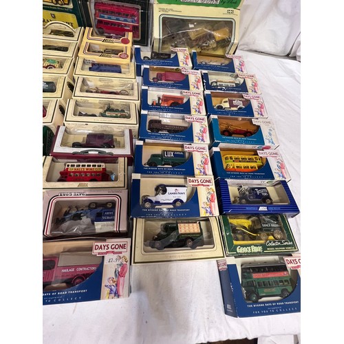 1145 - A collection of boxed diecast vehicles of mostly Days Gone, Hobby Dax Antique Lorries, Days Gone 198... 