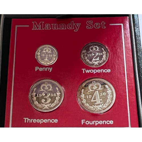 846 - An Edward VIII 1936 silver Maundy money set with Certificate of Authenticity.