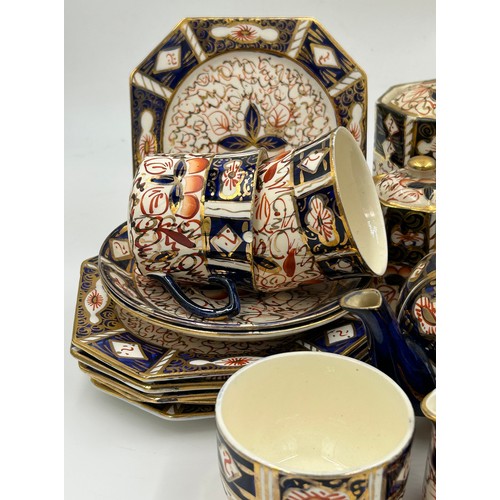 157 - Selection of Wade Heath/Arthur Wood Imari style cereamics consisting of twin style biscuit barrel; t... 